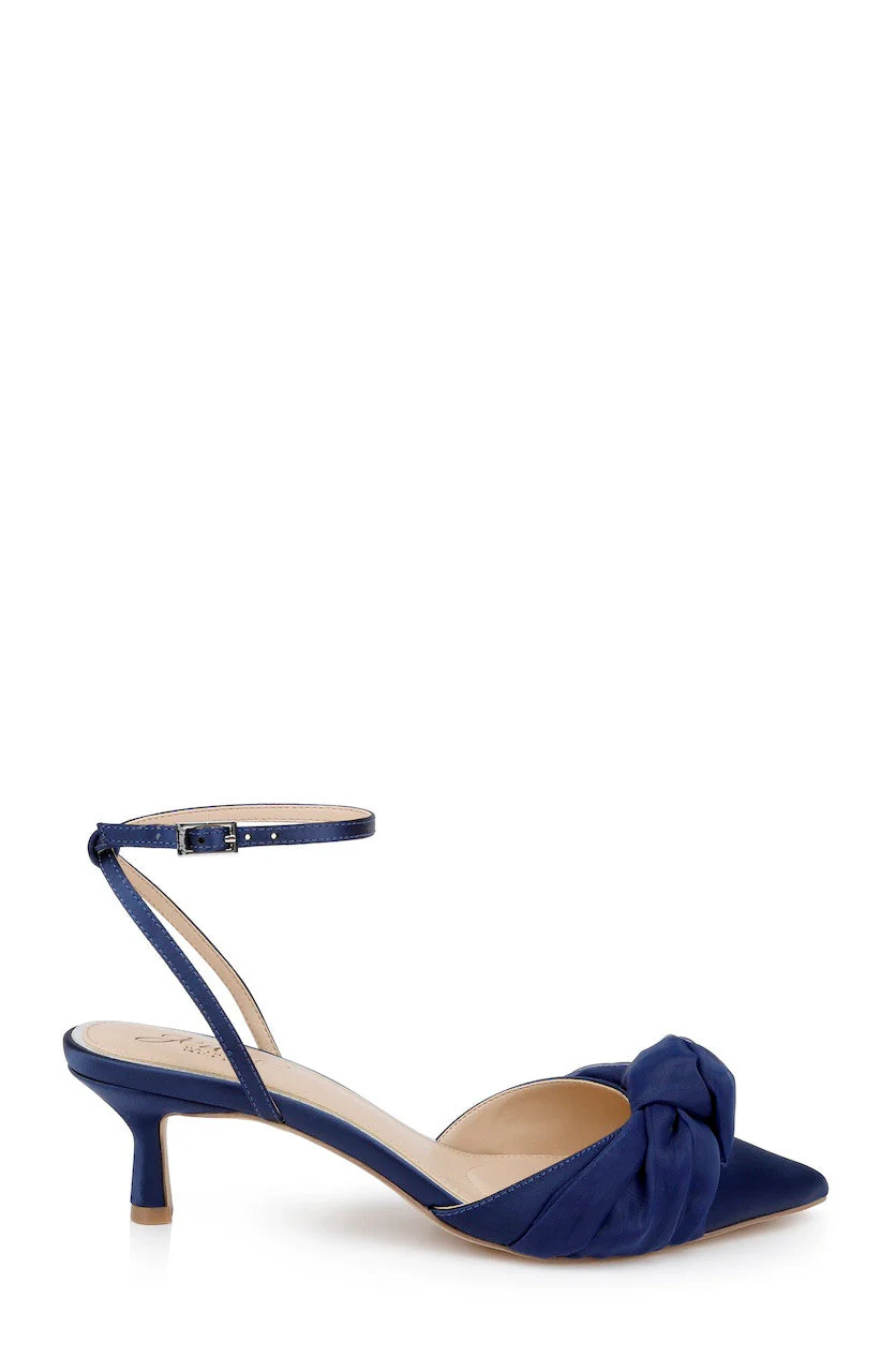 Favor Pointed Toe Kitten Heels - Image 102