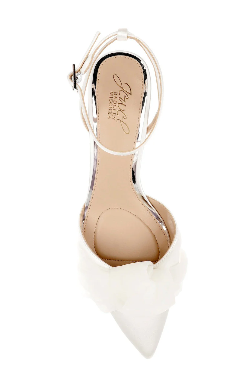Favor Pointed Toe Kitten Heels - Image 12
