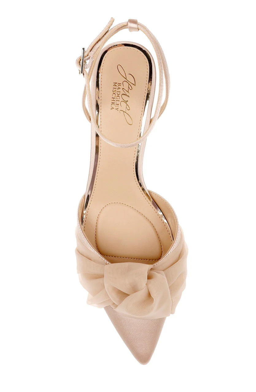 Favor Pointed Toe Kitten Heels - Image 126