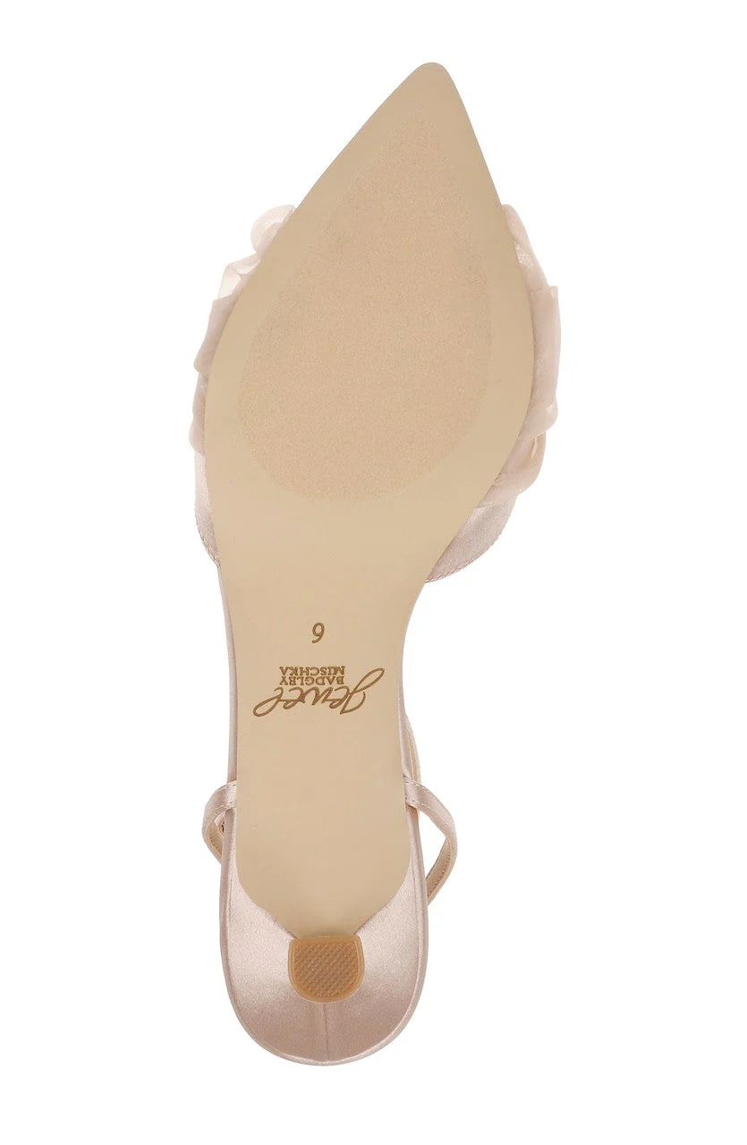 Favor Pointed Toe Kitten Heels - Image 127