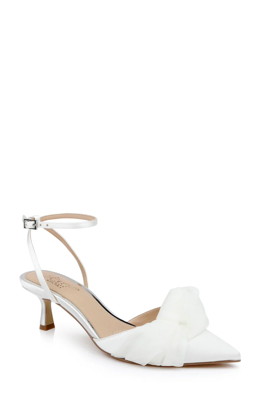 Favor Pointed Toe Kitten Heels - Image 149