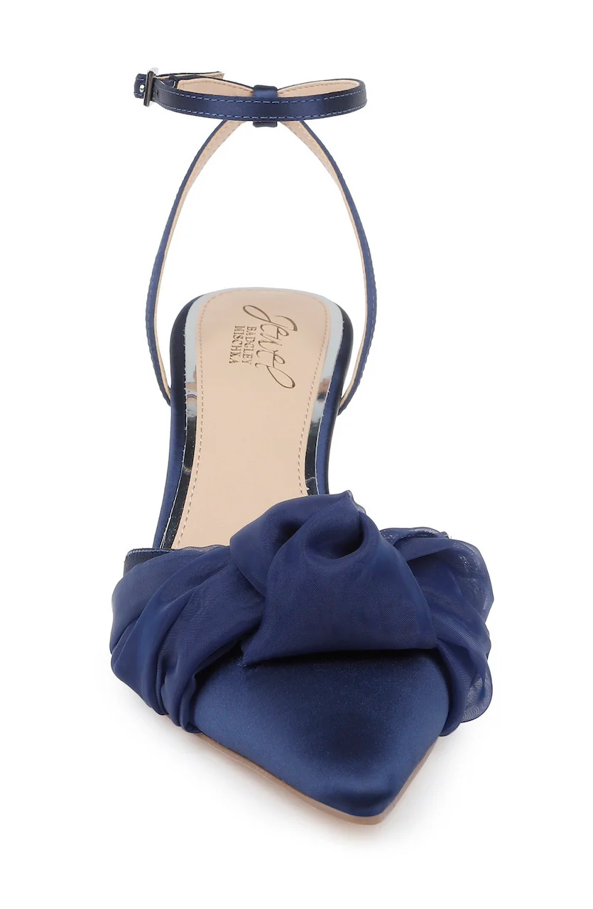 Favor Pointed Toe Kitten Heels - Image 4