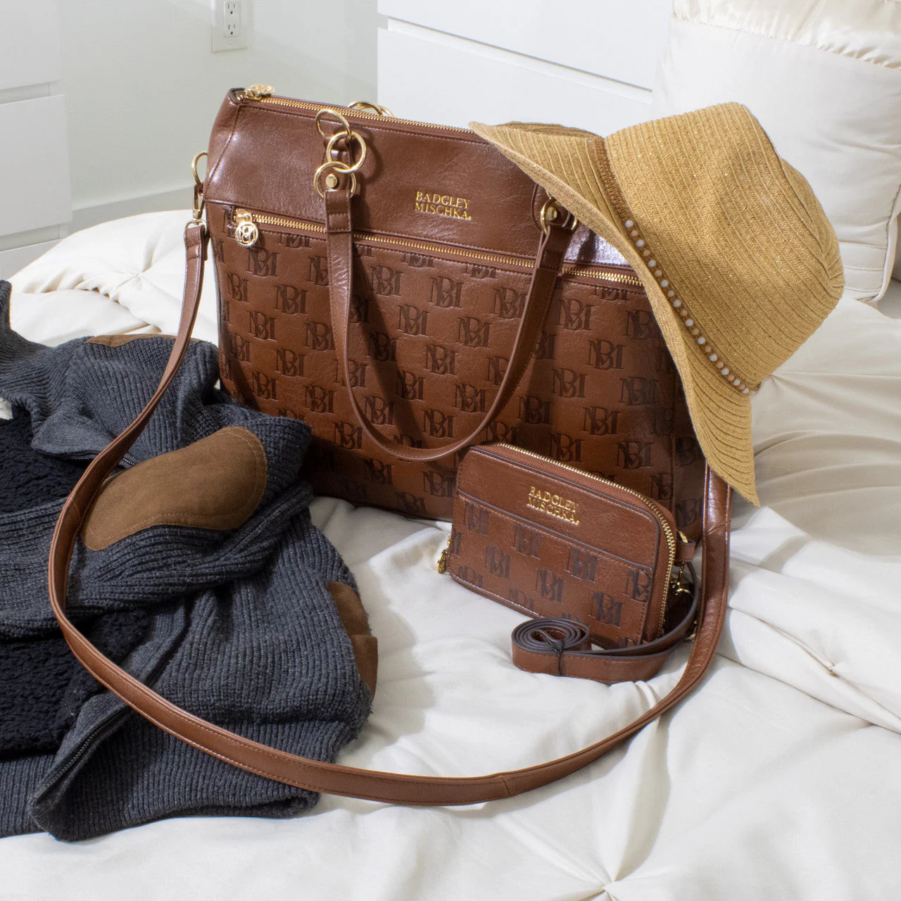 Madalyn Vegan Leather Pouch Belt Bag - Image 34