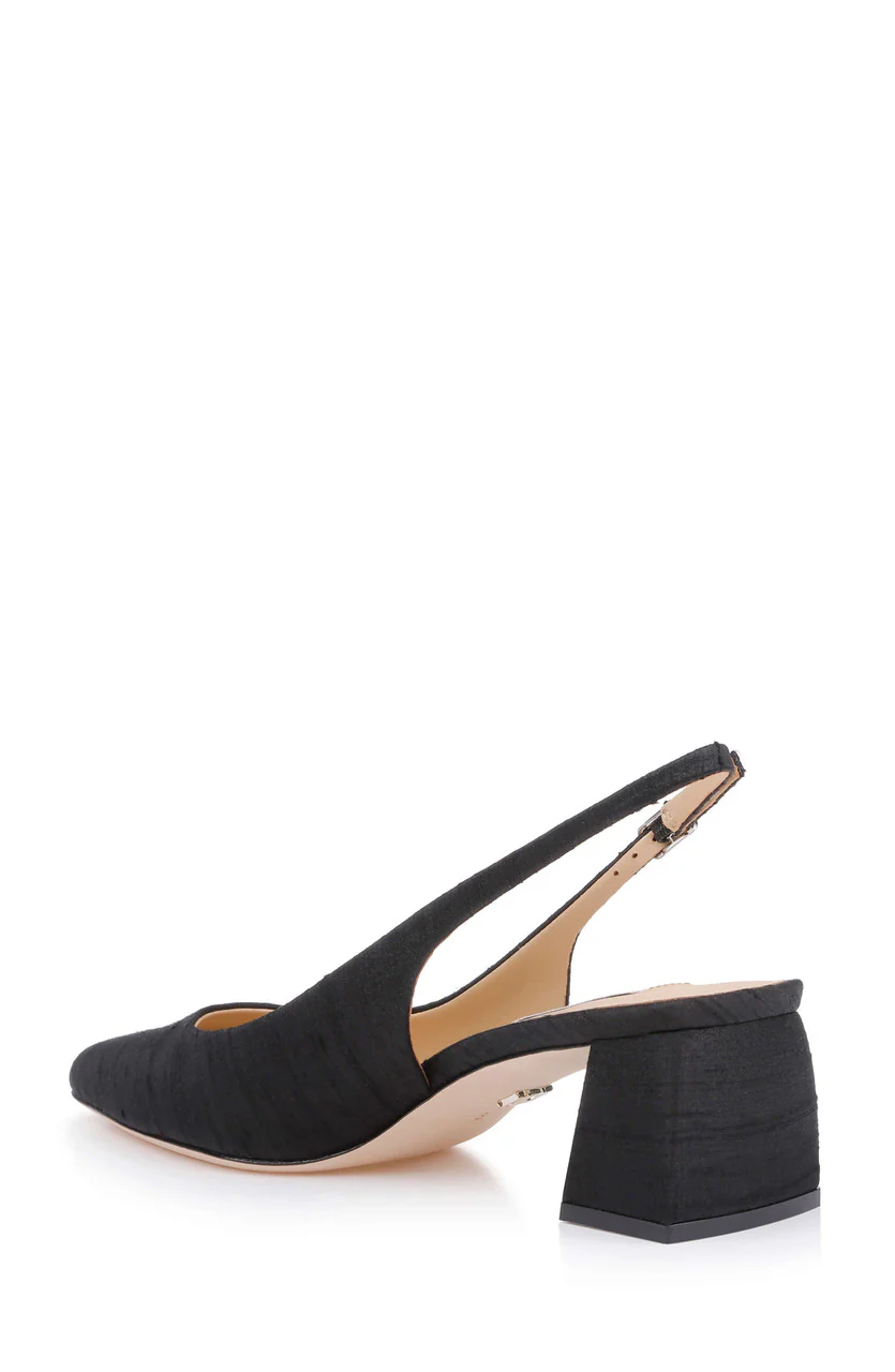 Oaklee Slingback Pointed Toe Pump - Image 21