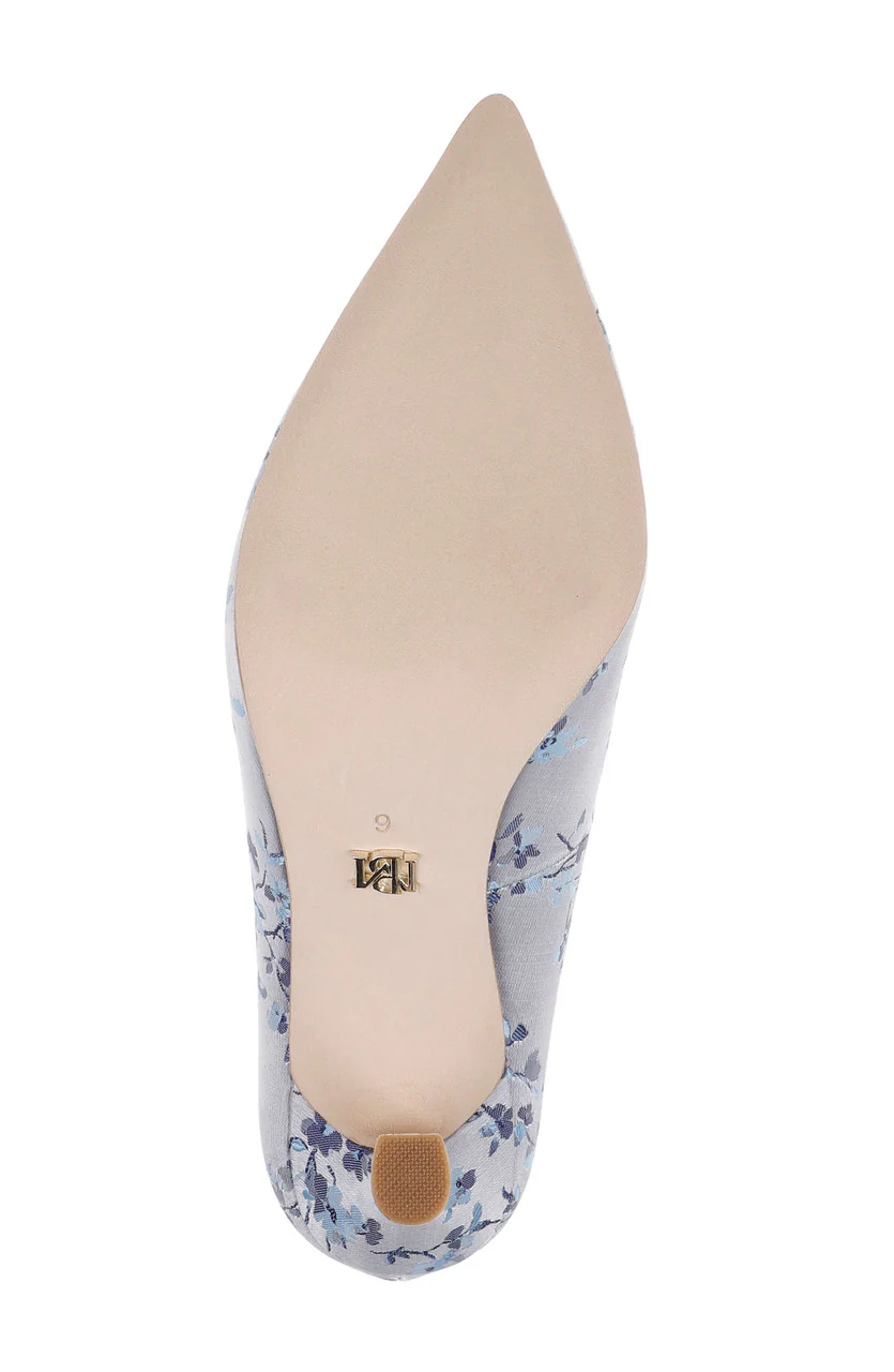 Wonder Floral Pointed Toe Pump - Image 6